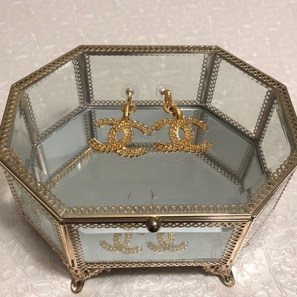 🚫SOLD🚫2020 XL Chanel Chain CC Logo Drop Earrings - Picture 5 of 9